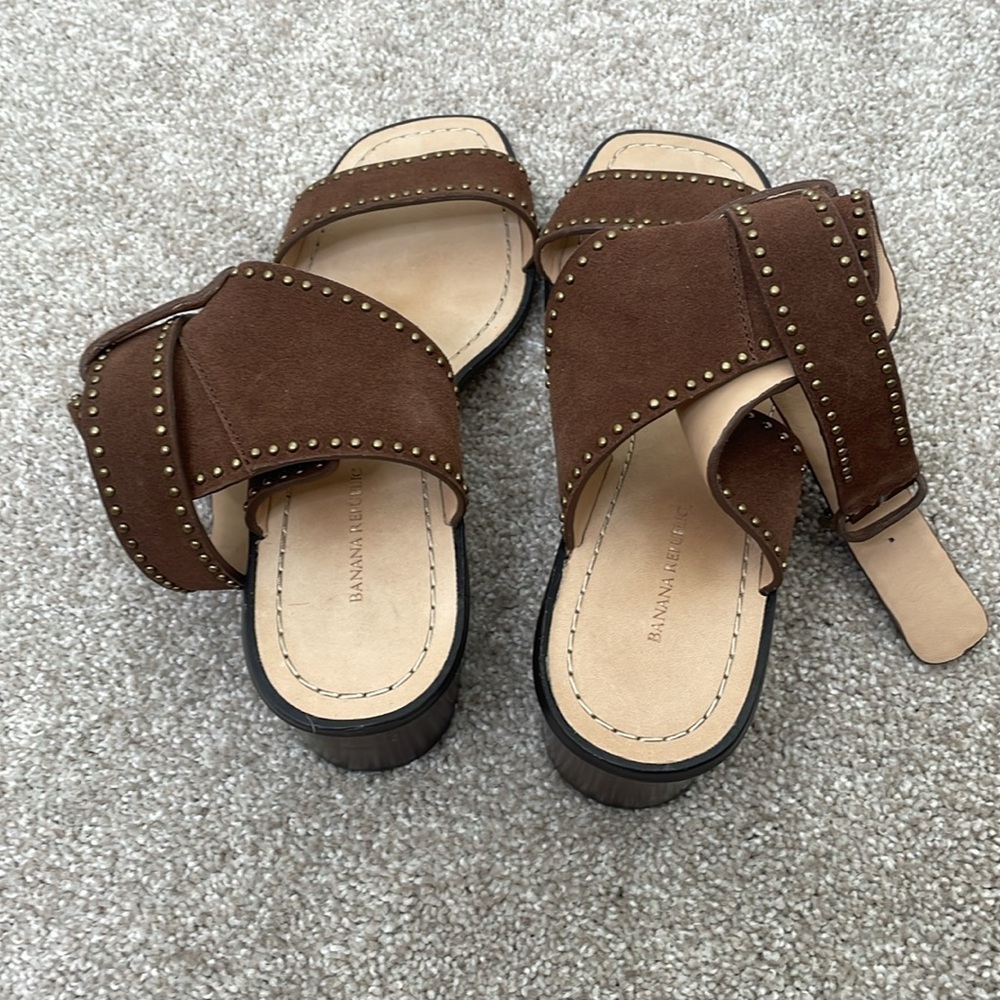Banana Republic Daze Suede Sandal - Picture 5 of 10